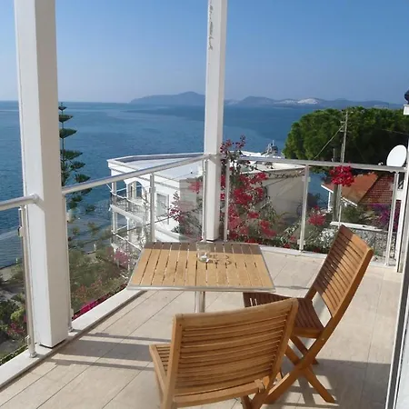 Marina View Apartment