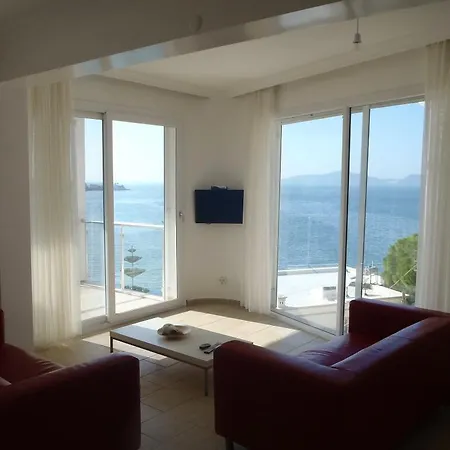 Marina View Apartment Gulluk